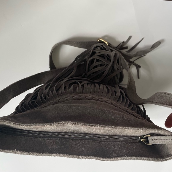 EARTHBOUND Gray Bohemian Festival Shoulder Bag with Fringe Zipper Closure - Picture 6 of 9